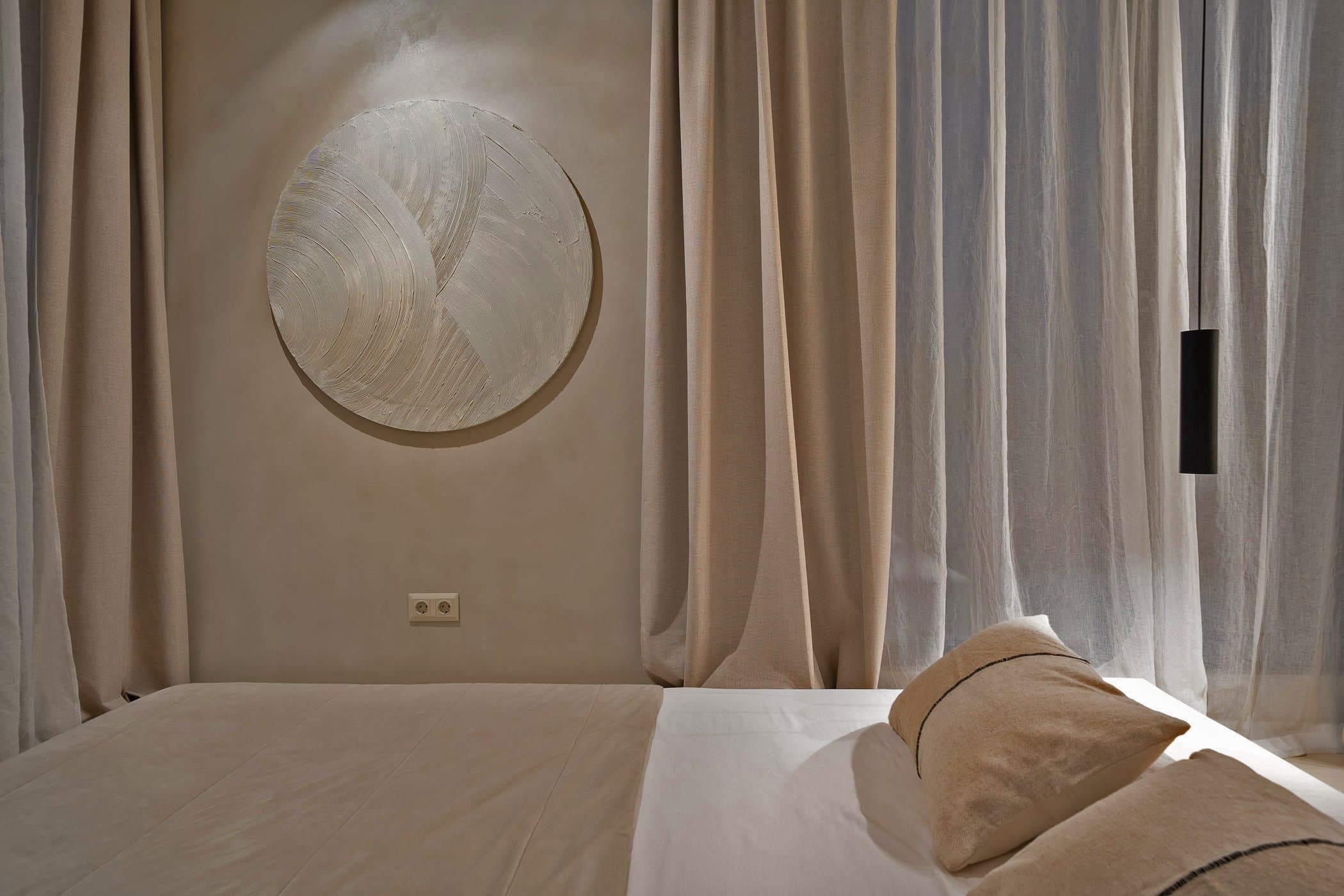 Warm Minimalism: The Interior Aesthetic Defining 2026